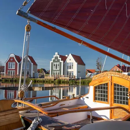 Plattbodenschiff Pandion Bådhotel Neuharlingersiel